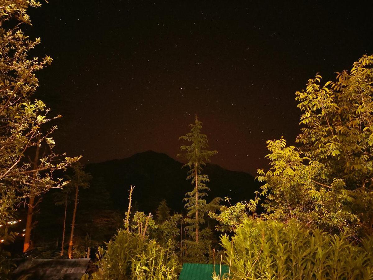 Ishan Log Huts-A Boutique Home Stay Banjār Eksteriør bilde
