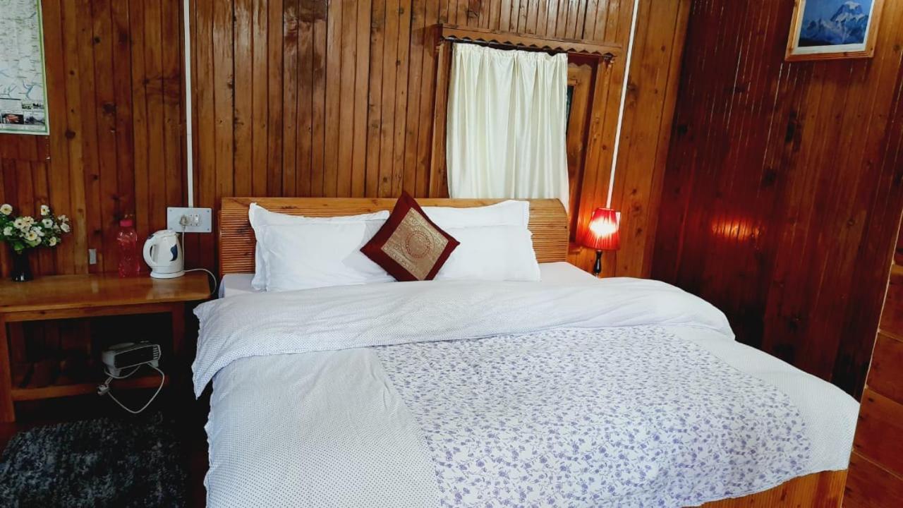 Ishan Log Huts-A Boutique Home Stay Banjār Eksteriør bilde
