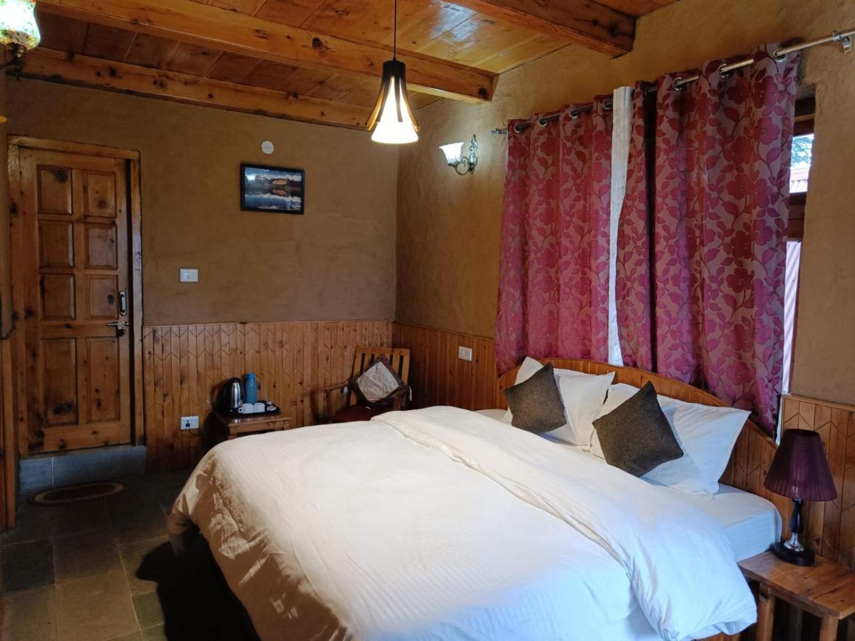 Ishan Log Huts-A Boutique Home Stay Banjār Eksteriør bilde